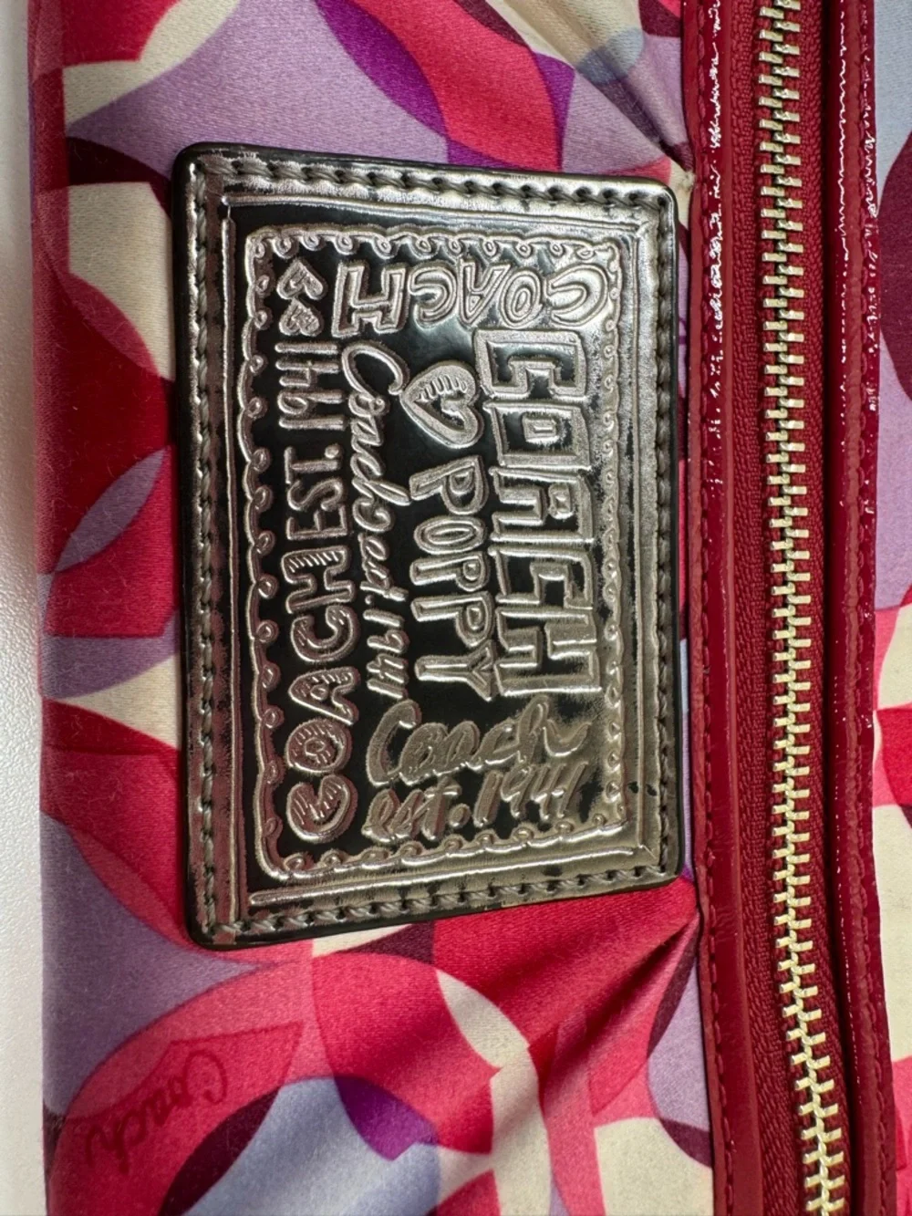 Coach Poppy Pop of Pink Kaleidoscope Patterned Wristlet - Picture 2 of 9